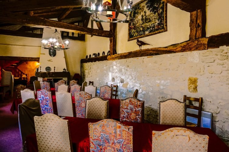 Templars%20Castle%2C%20Dining%20Room%20and%20Bar%20Area%2C%20CS%20french%20holiday%20chateau%2C%20castle%20rental%20france%2C%20french%20chateau%20accommodation%20%2818%29